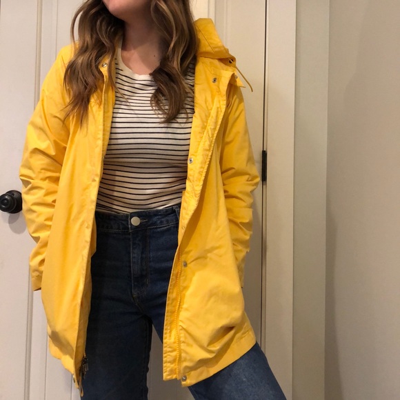 Eddie Bauer Jackets & Blazers - EDDIE BAUER RAIN JACKET